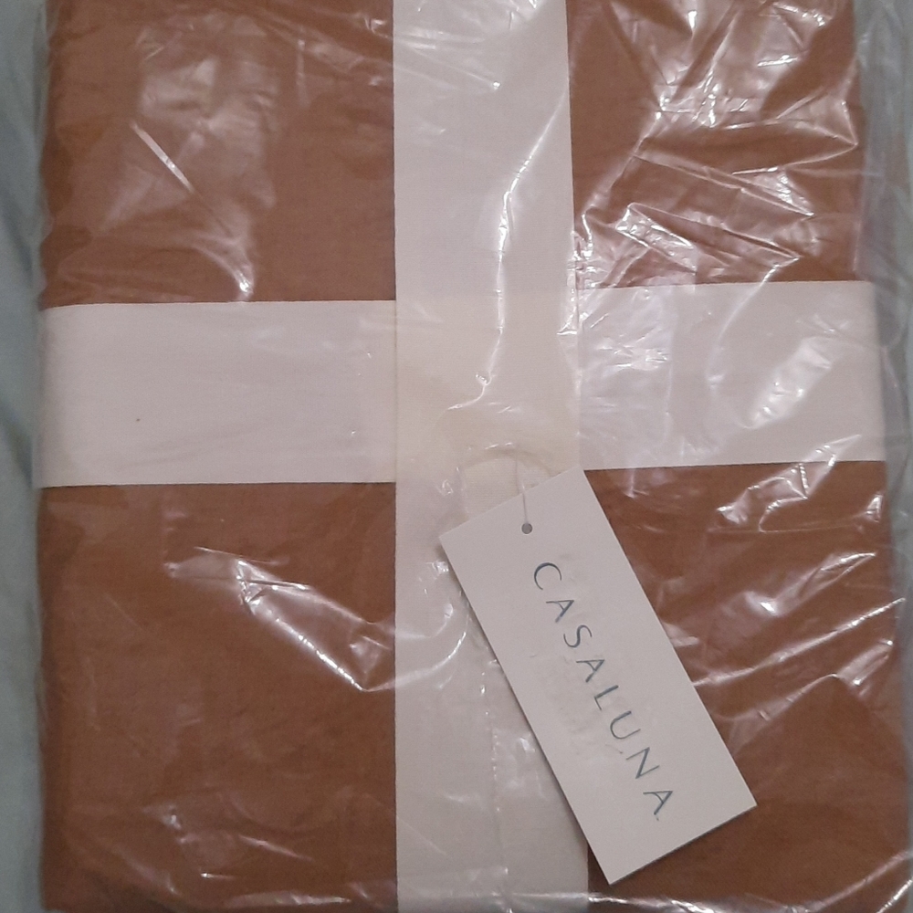 NWT Gull/Queen Cashmere Blend Duvet Cover & Sham Set Warm Brown - Casaluna